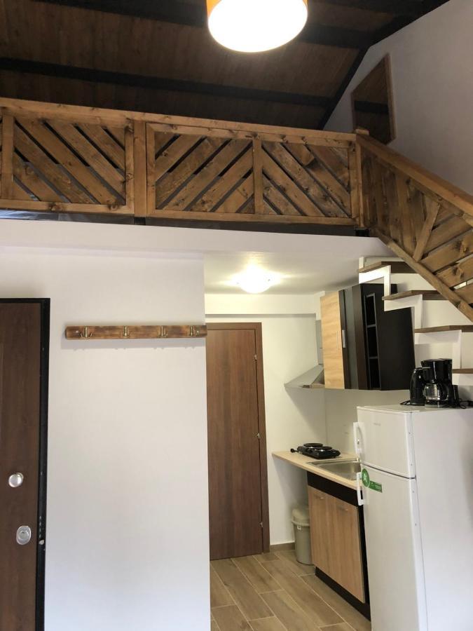 Mad'S Villas Néa Péramos Exterior foto