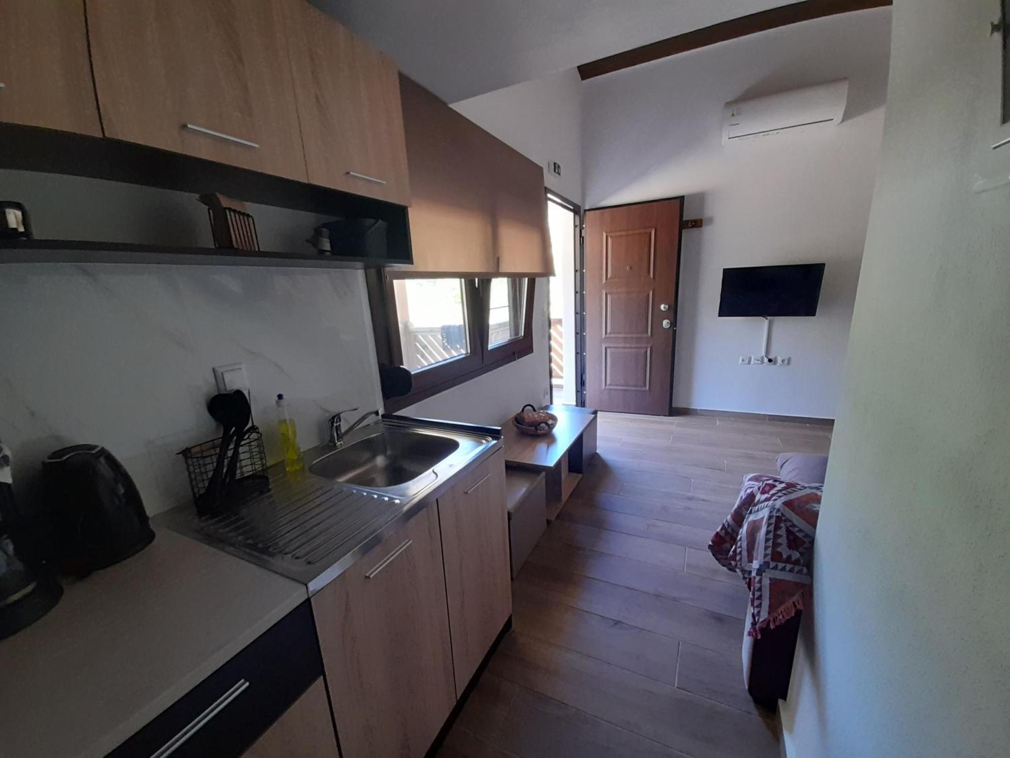 Mad'S Villas Néa Péramos Zimmer foto